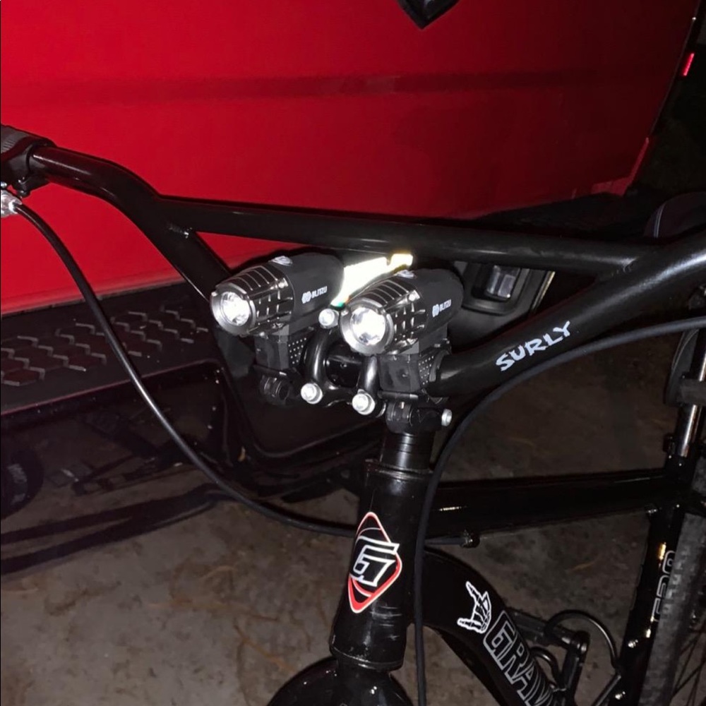 NEW! Rechargeable LED Headlight and Rear Safety Light Night Cycling Reflective - Picture 9 of 13